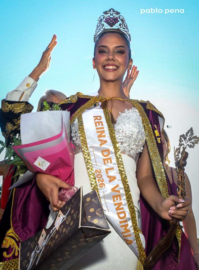 REINA DE LA VENDIMIA H STAGNARI by Pablo Pena 32