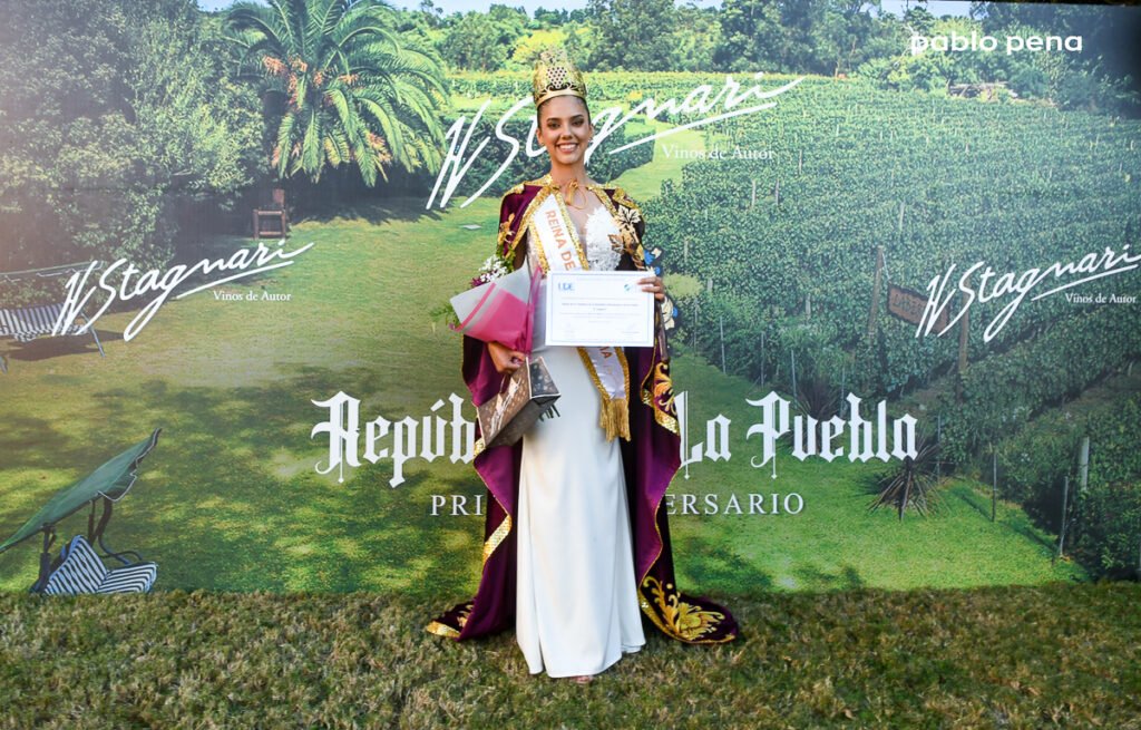 REINA DE LA VENDIMIA H STAGNARI by Pablo Pena 51